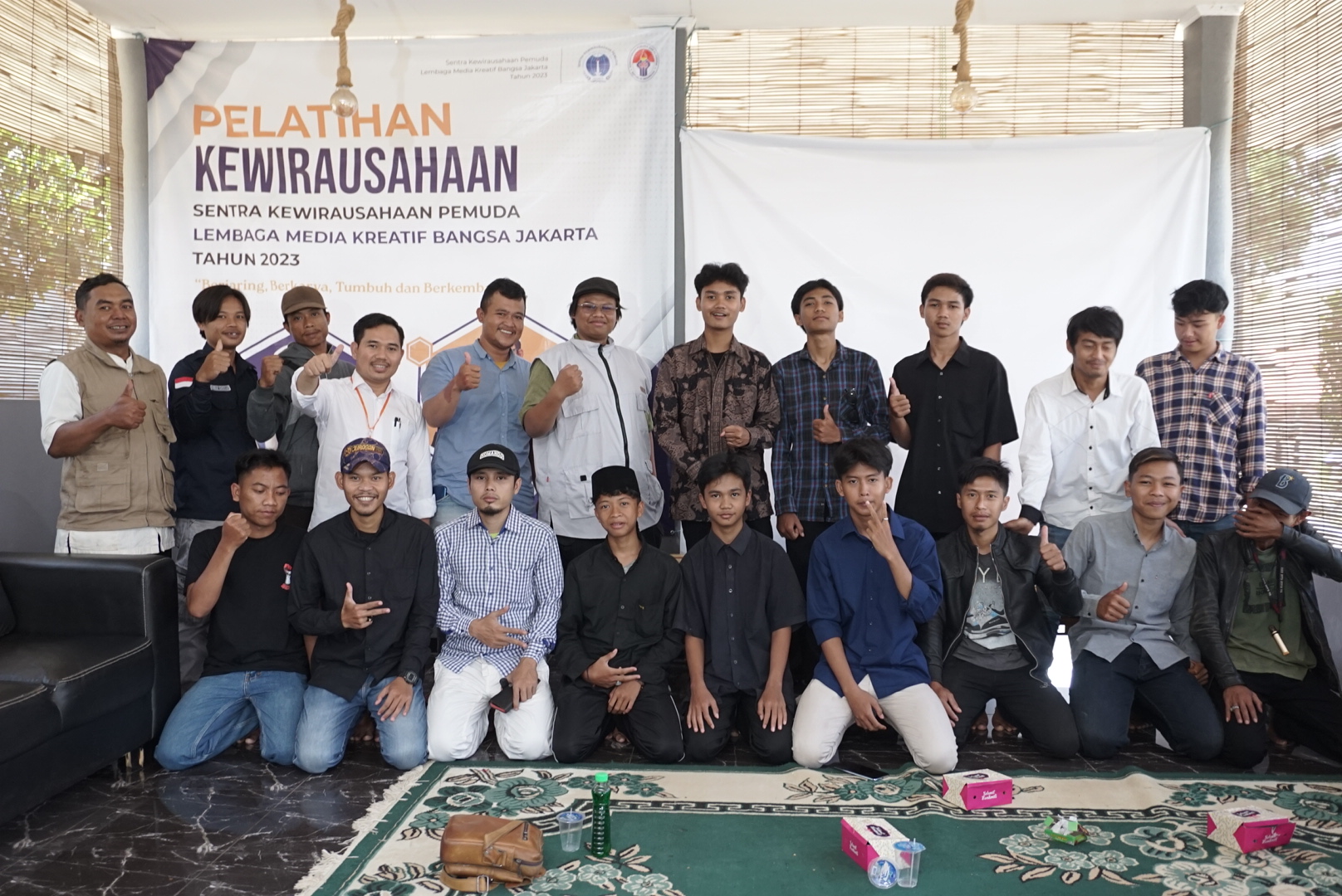 PENINGKATAN KEWIRAUSAHAAN PEMUDA UNTUK PERTUMBUHAN EKONOMI MASYARAKAT YANG LEBIH BAIK