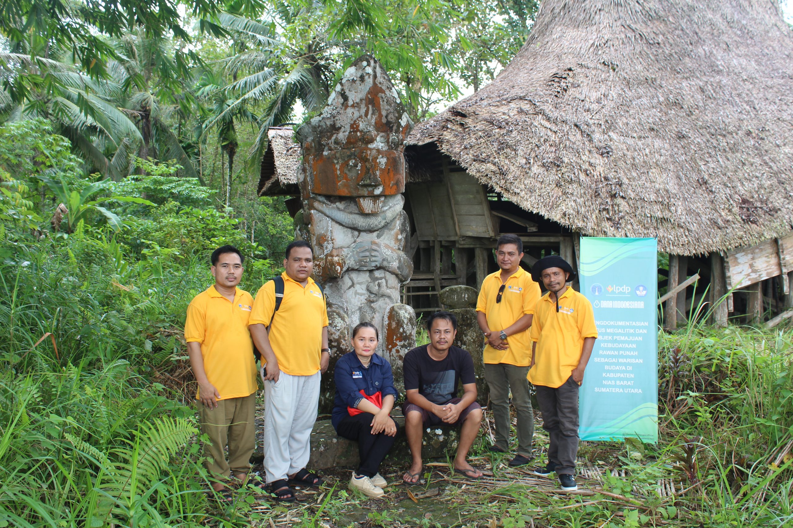 PENGDOKUMENTASIAN SITUS MEGALITIK DAN WARISAN BUDAYA DI KAB. NIAS BARAT